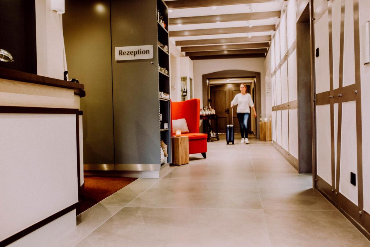 Romantik Hotel Schmiedegasthaus Gehrke Bad Nenndorf Kültér fotó